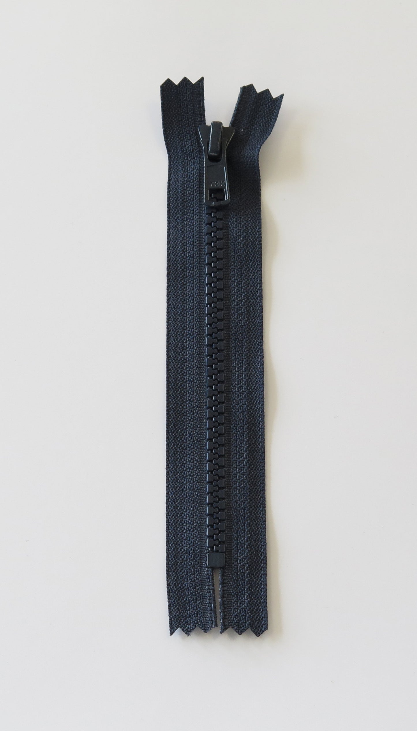 Vislon fast glidelås - Marine YKK (6mm) 40 cm