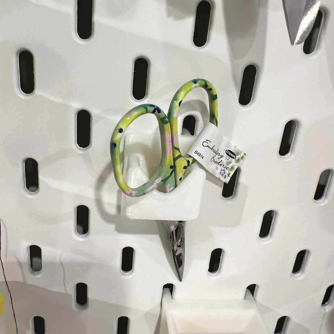 Sakseholder liten - til skådis tavle - Lillifixshop Lillifixshop