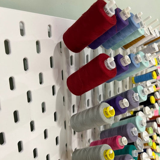 Trådsnelleholder til Skådis tavle - til 4 stk store sneller - Lillifixshop Lillifixshop