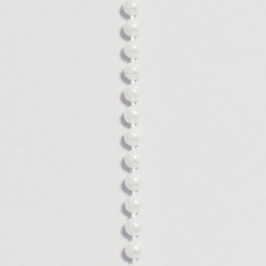 Perlebånd 4 mm hvit (selges pr dm)