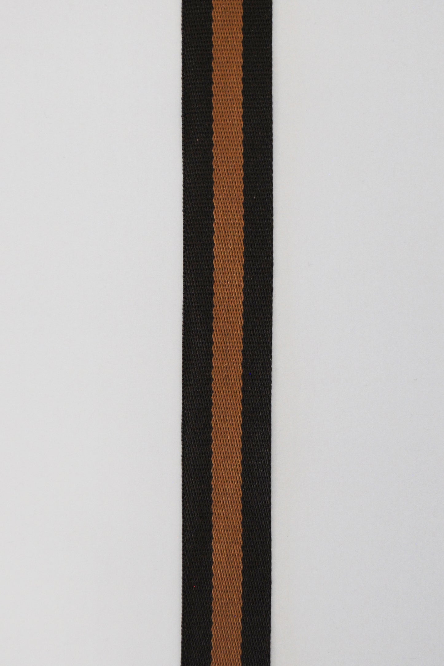 Gjordebånd (webbing) polyester 30 mm brunstripet (pris pr dm)