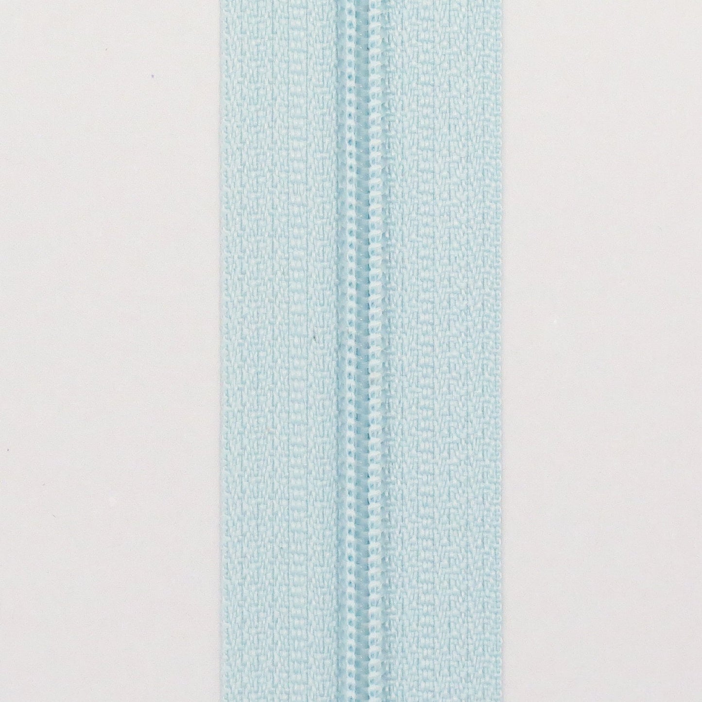 Glidelås metervare 4mm Spiral - Lyseblå (Pris oppgitt pr dm)