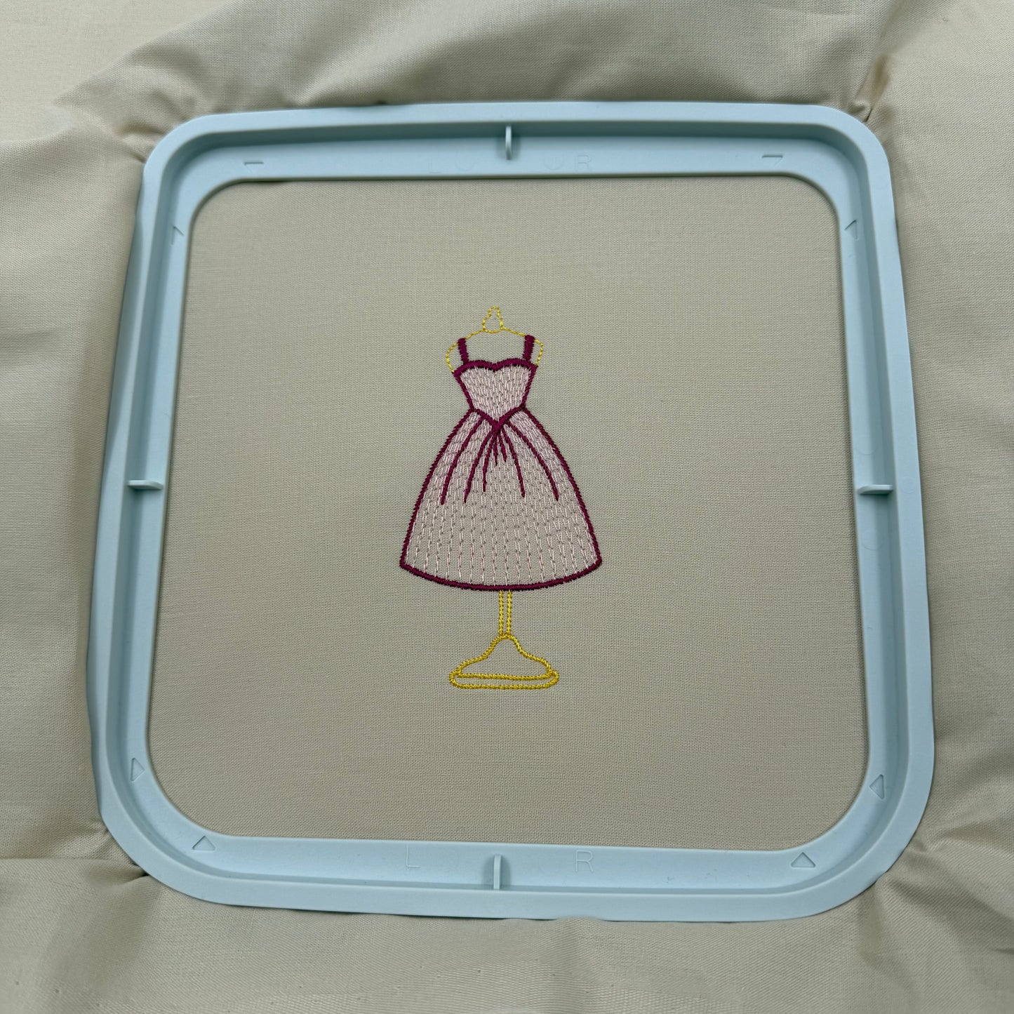 NYHET! Janome MC 1000 Silky White Sy- og Broderimaskin