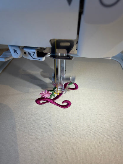 NYHET! Janome MC 1000 Silky White Sy- og Broderimaskin