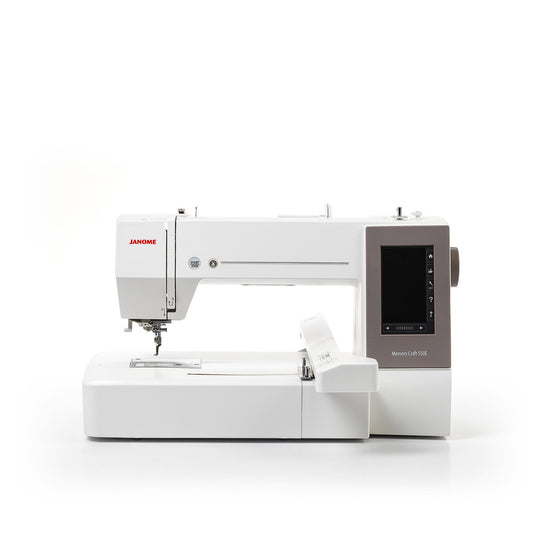 KAMPANJE Janome Memory Craft 550E (Forhåndsbestilling) - Få med Artistic Digitizer Jr.