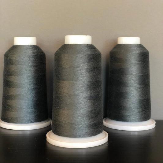 Wonderfil Designer (Gray Asparagus 136) 2500 meter - Overlocktråd