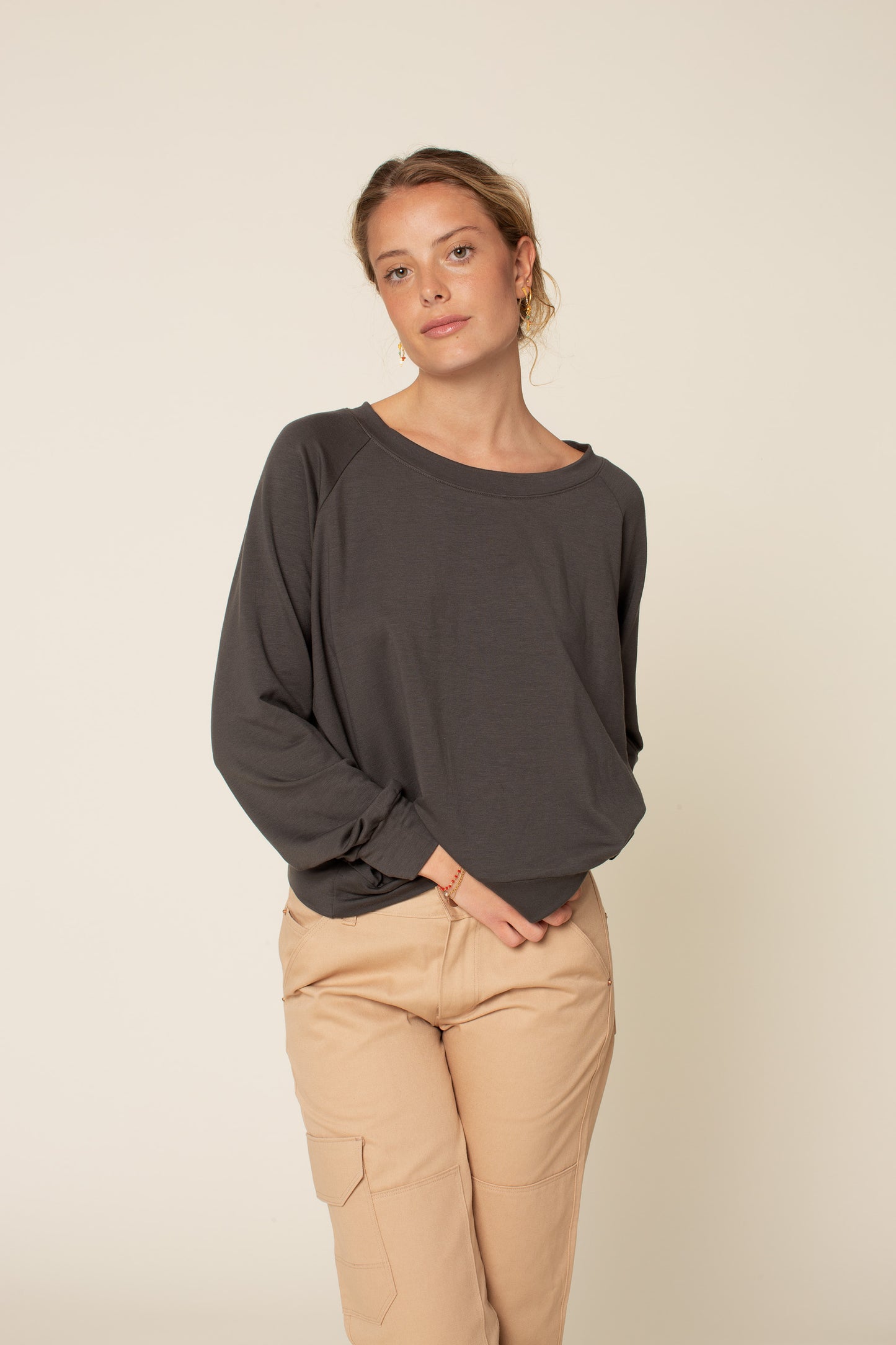 Symønster Boxy Raglan Genser Dame (Str 30-54) - Wardrobe by me